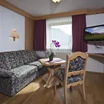 Bed and Breakfast Kristall - Themenfruehstueck Nauders