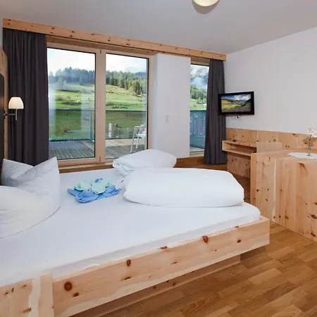 Bed & Breakfast Kristall - Themenfruehstueck Nauders