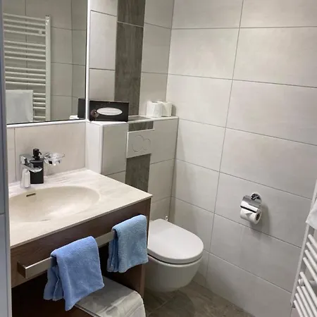 Bed & Breakfast Kristall - Themenfruehstueck Nauders