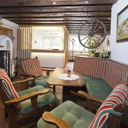 Kristall - Themenfruehstueck Bed & Breakfast