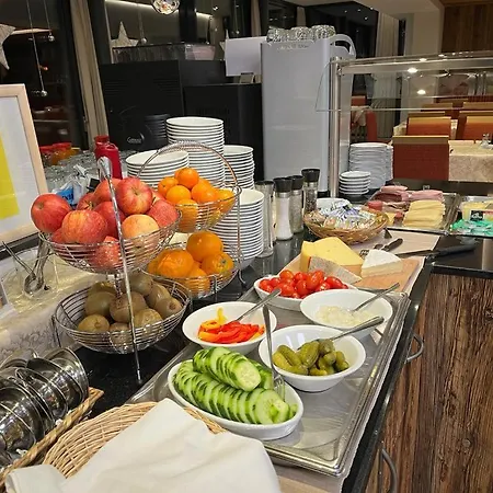 Kristall - Themenfruehstueck Bed & Breakfast Nauders