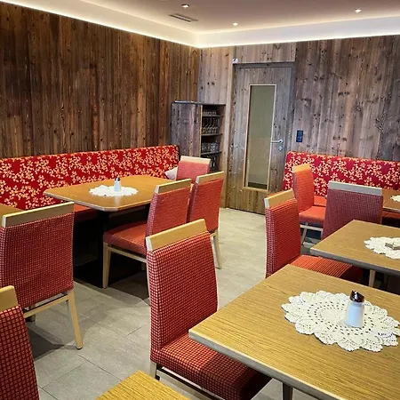 Kristall - Themenfruehstueck Bed & Breakfast 3*
