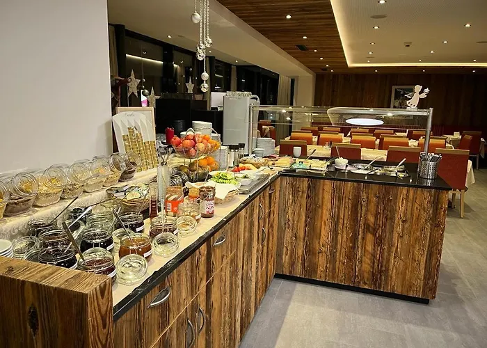 Kristall Frühstückspension 3*