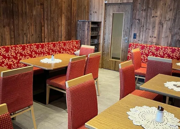 Kristall Frühstückspension 3*