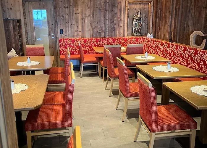 Kristall Frühstückspension 3*