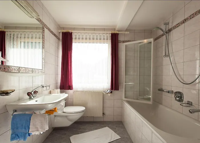 Nocleg ze śniadaniem Kristall - Themenfruehstueck