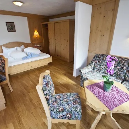 Kristall - Themenfruehstueck Nauders