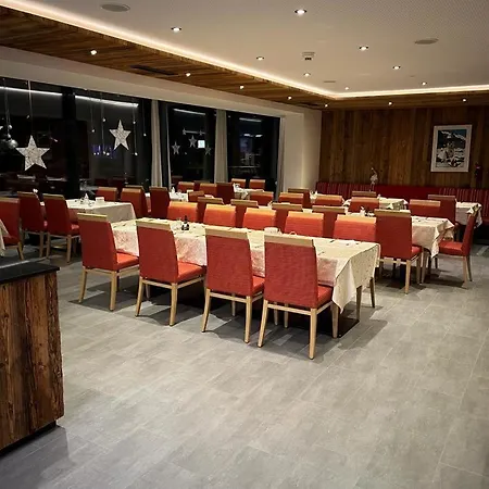 Oda ve Kahvaltı Kristall - Themenfruehstueck 3*